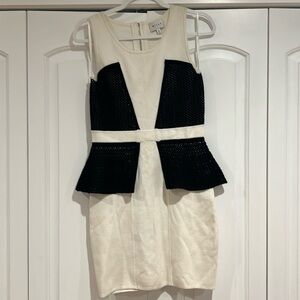 Milly medium‎ dress cream with black knit accents
